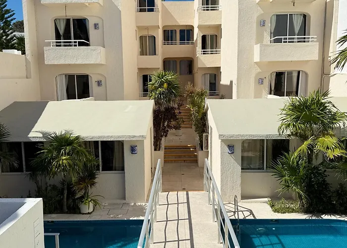 Luciana Hotel & Beach Club